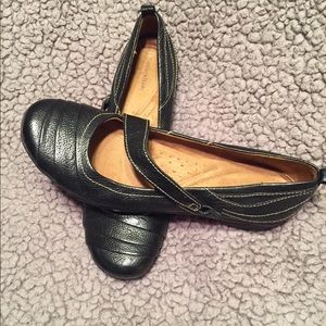 Black Naturalizer slip on shoes.